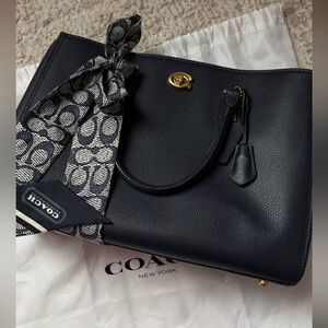COACH Brooke Carryall / Coach Navy Leather Shoulder Bag